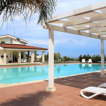 Villa Maria - Apartments In Villa With Pool Полиняно а Маре Екстериор снимка