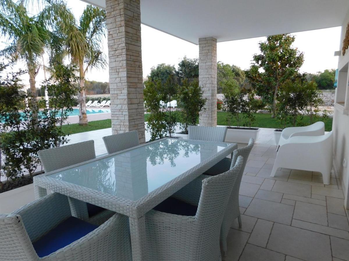 Villa Maria - Apartments In Villa With Pool Полиняно а Маре Екстериор снимка