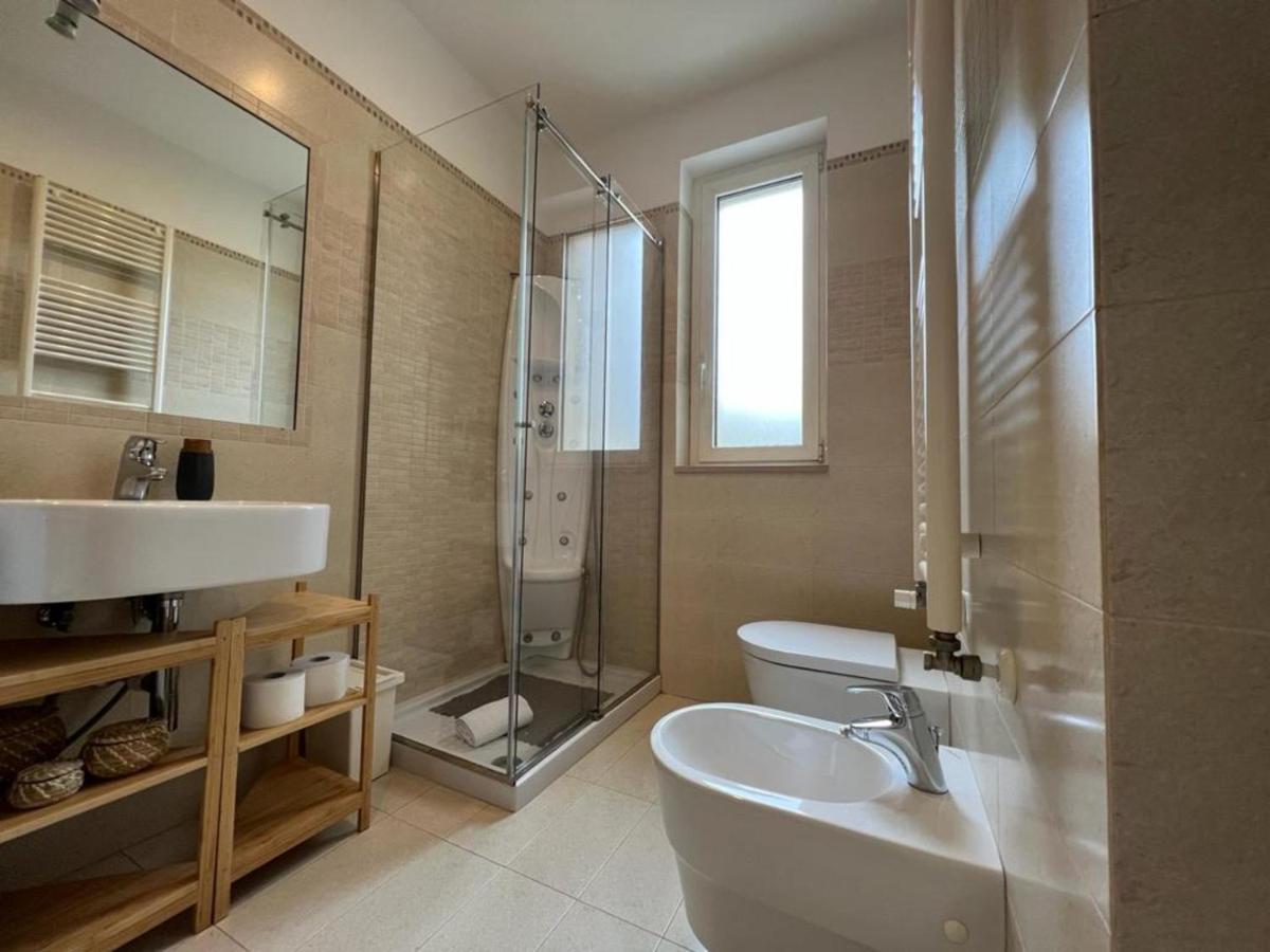 Villa Maria - Apartments In Villa With Pool Полиняно а Маре Екстериор снимка
